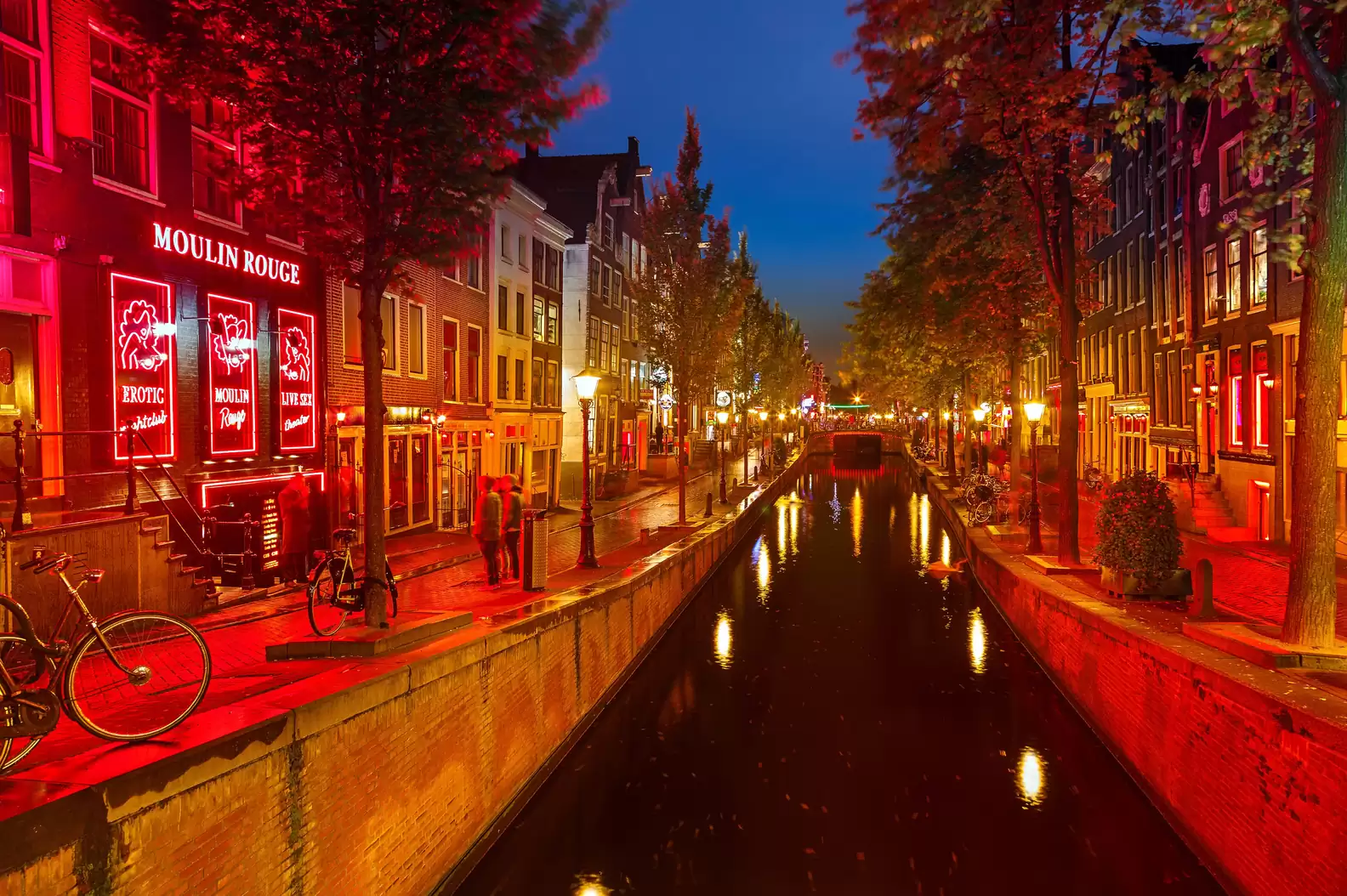 LolliHub - Berlin's Red Light District Guide: From Street Prostitution to Luxurious Escorts
