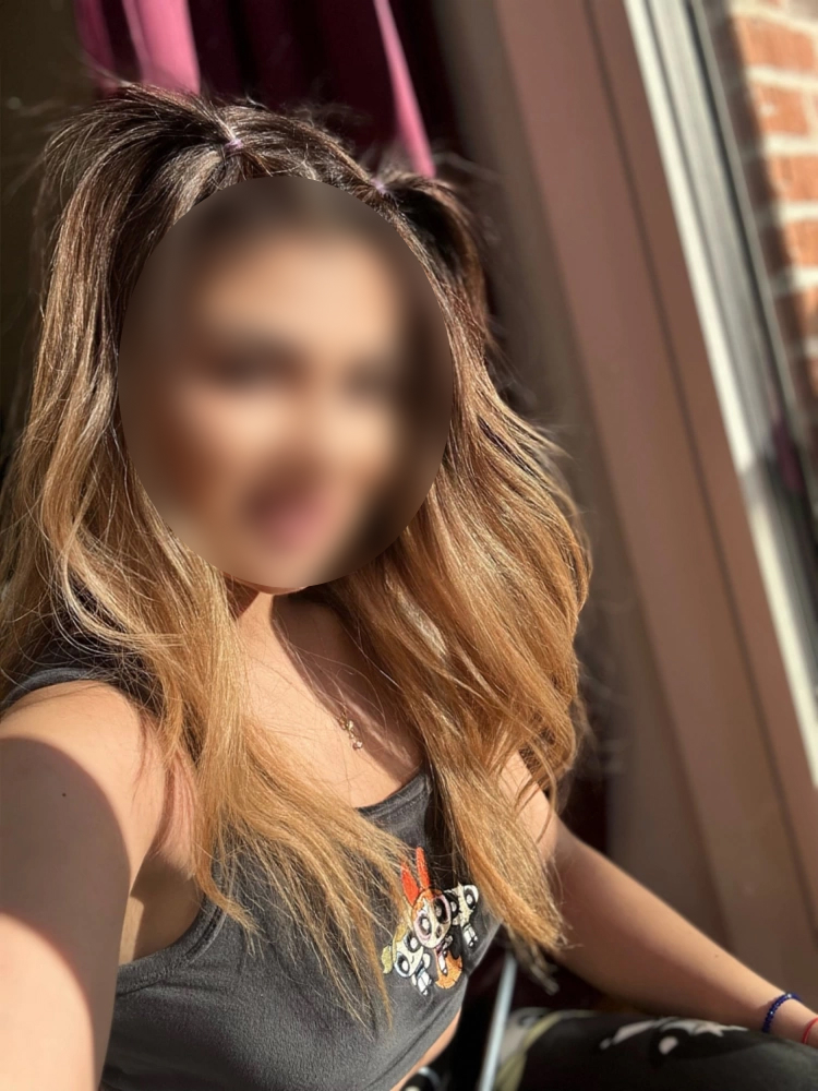 LolliHub - Escorts Hamburg - Model Juliette Frost LolliHub - Hamburg Escorts - Model Juliette Frost